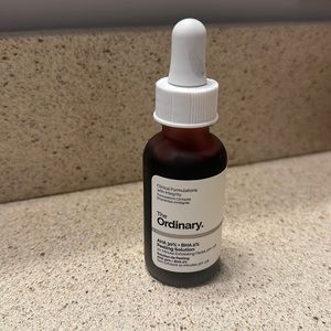 The Ordinary AHA 30% BHA 2% Peeling solution